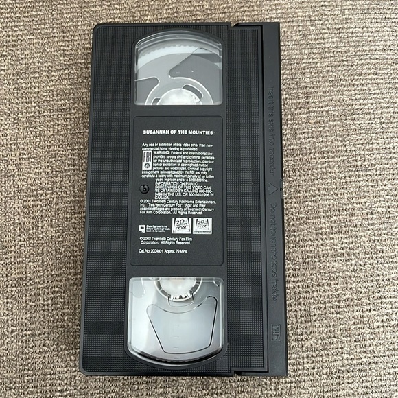 5/$25 Shirley Temple Susannah of the Mounties VHS Movie 1939 Remake - Picture 3 of 4